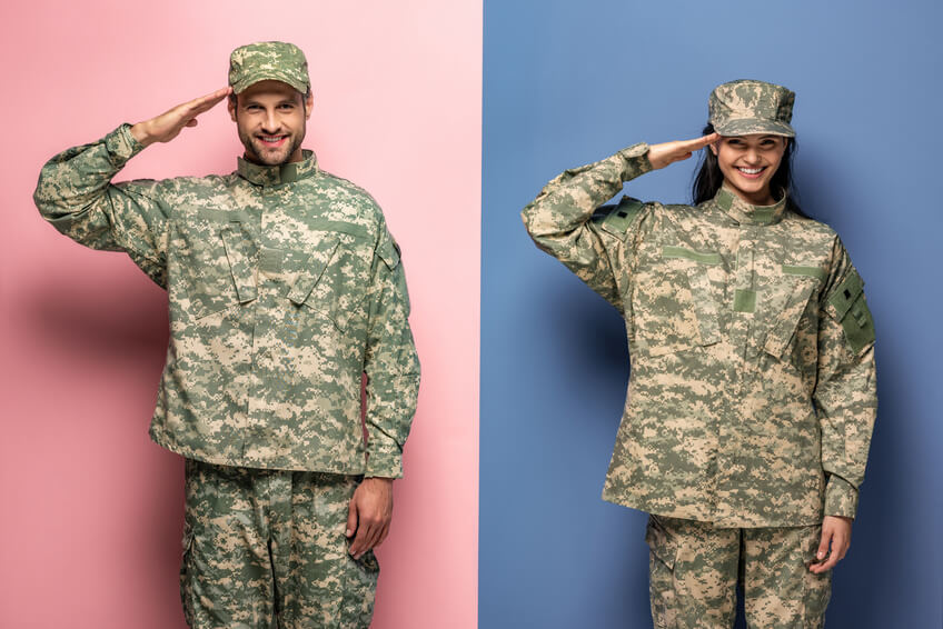 Militärisches Ehepaar traf sich auf einer Dating-Site für Berufstätige